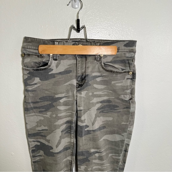 Express Jeans Ankle Jegging Faded Camo Mid-Rise 4R - Picture 5 of 15